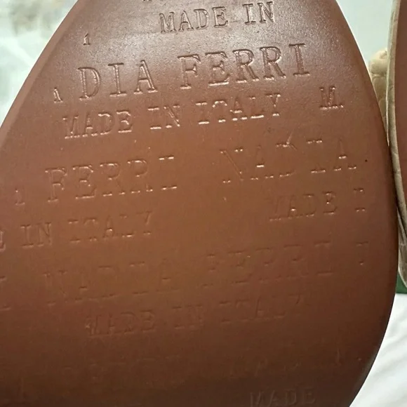 Nadia Ferri ~ Size 9.5 ~ Gold Snakeskin Platform Heels Rhinestones Italy Women’s - Picture 6 of 11